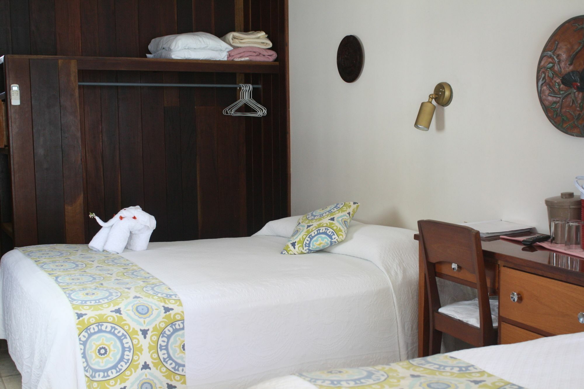Holiday Hotel ซานเปโดร ภายนอก รูปภาพ