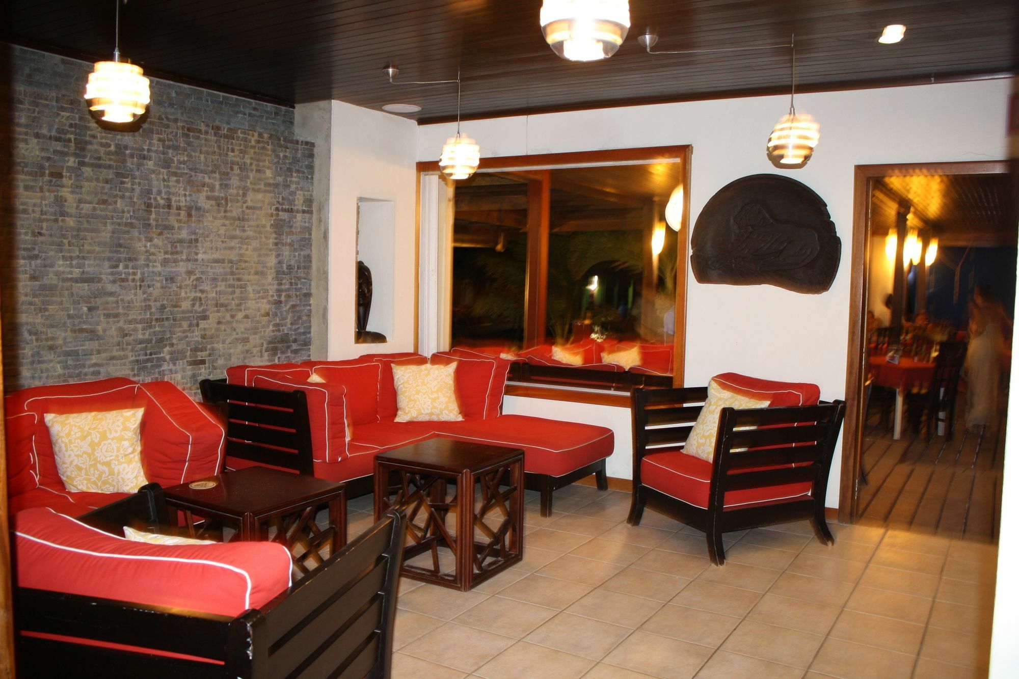 Holiday Hotel ซานเปโดร ภายนอก รูปภาพ